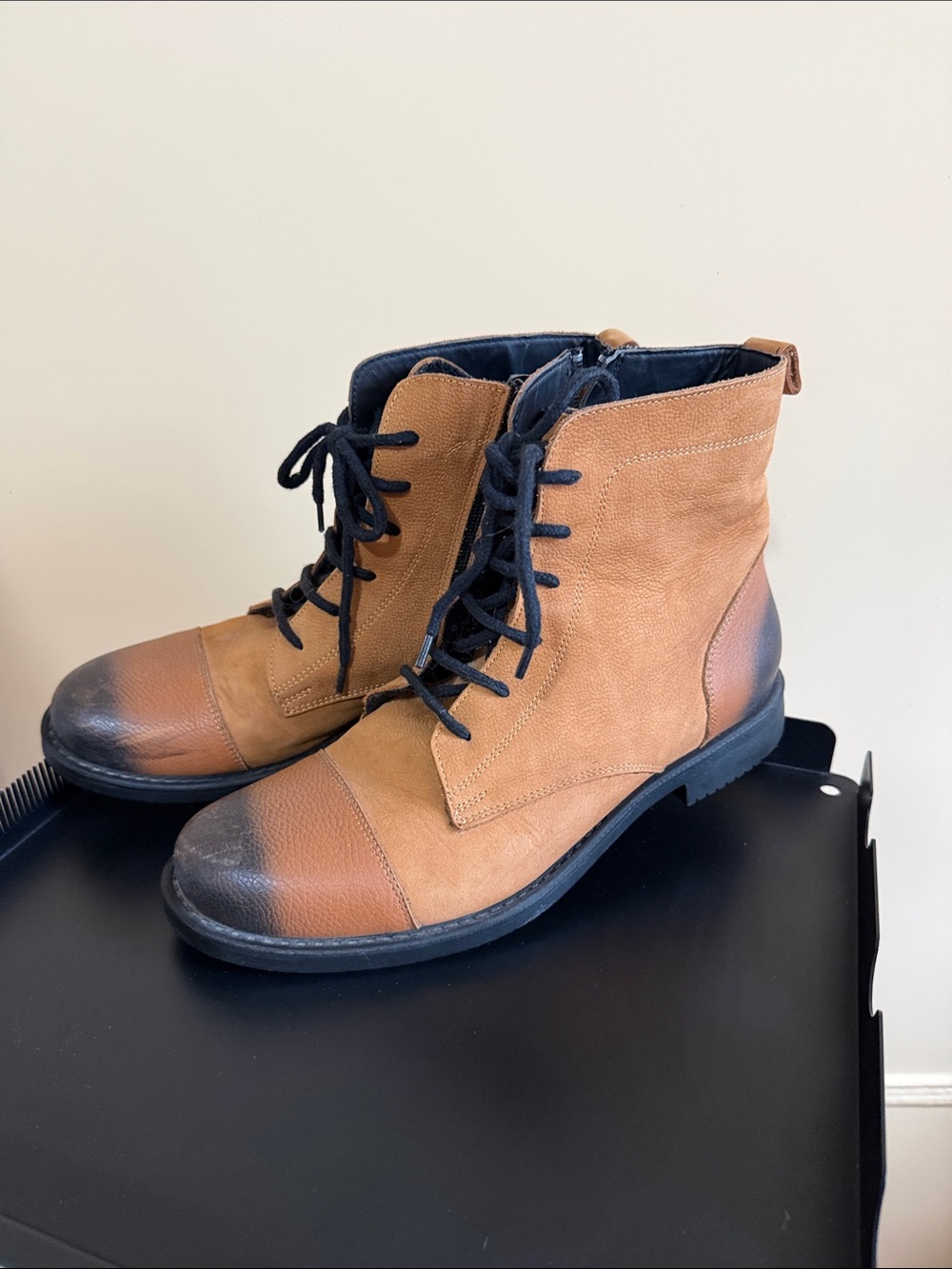 Men's Tan Lace-Up Leather Combat Boots